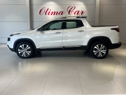 FIAT - TORO - 2022/2023 - Branca - R$ 159.990,00