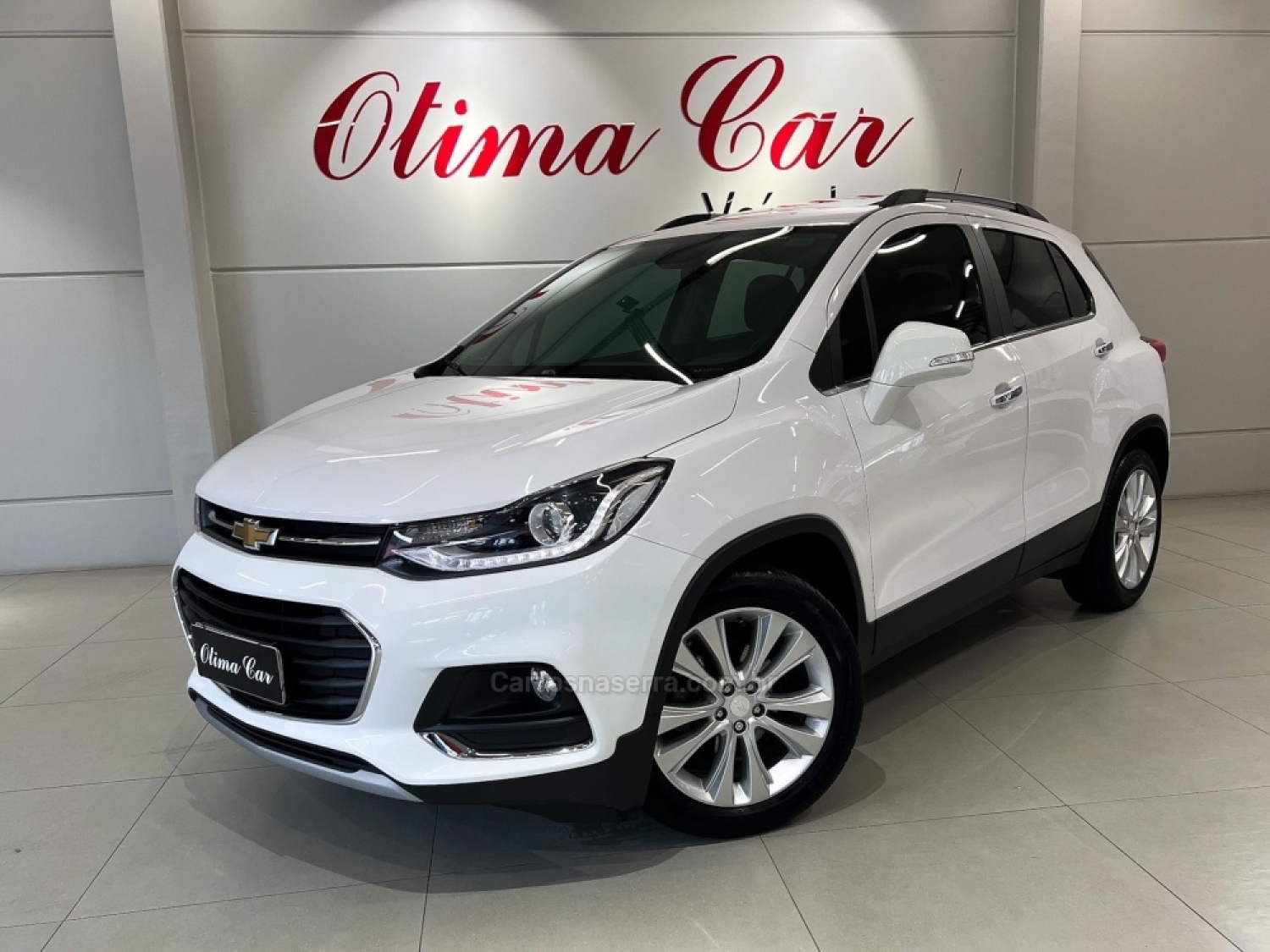 CHEVROLET - TRACKER - 2018/2018 - Branca - R$ 99.900,00