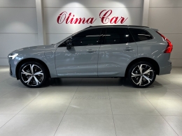 VOLVO - XC60 - 2024/2024 - Cinza - R$ 453.950,00