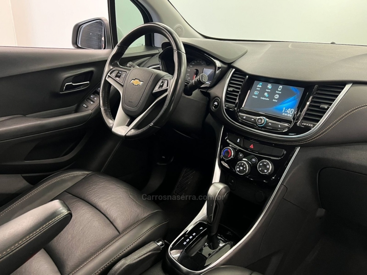 CHEVROLET - TRACKER - 2018/2018 - Branca - R$ 97.990,00