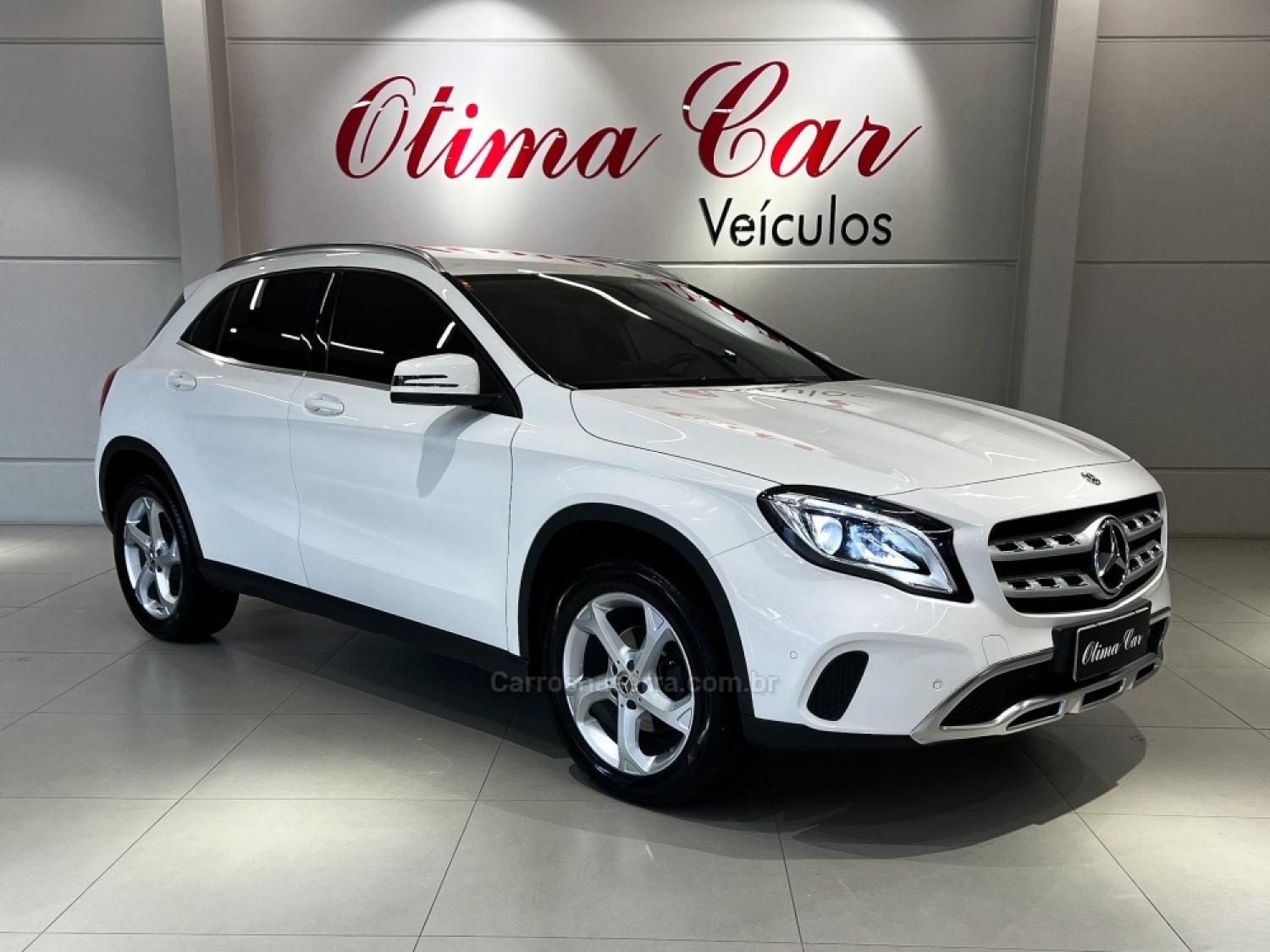 MERCEDES-BENZ - GLA 200 - 2018/2018 - Branca - R$ 124.990,00