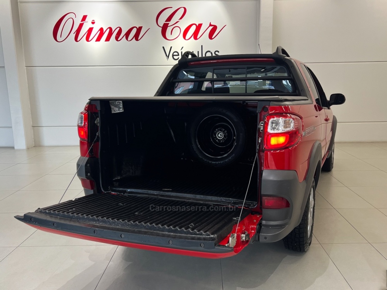 FIAT - STRADA - 2018/2019 - Vermelha - R$ 84.900,00