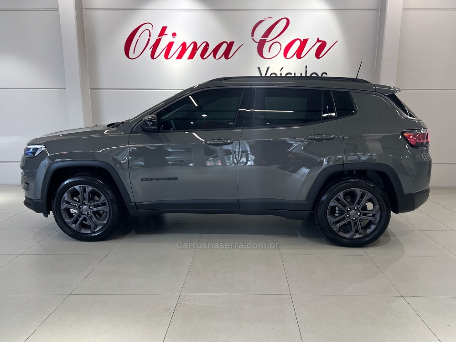 JEEP - COMPASS - 2024/2025 - Cinza - R$ 209.990,00