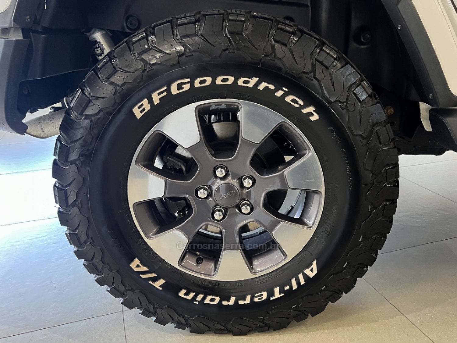 JEEP - WRANGLER - 2019/2019 - Branca - R$ 329.990,00