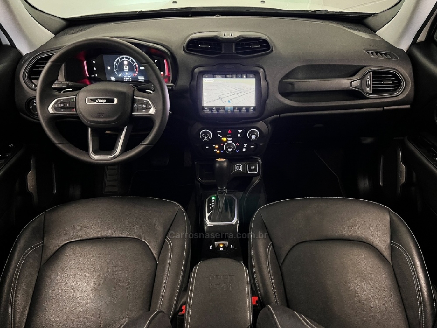 JEEP - RENEGADE - 2023/2024 - Branca - R$ 134.900,00