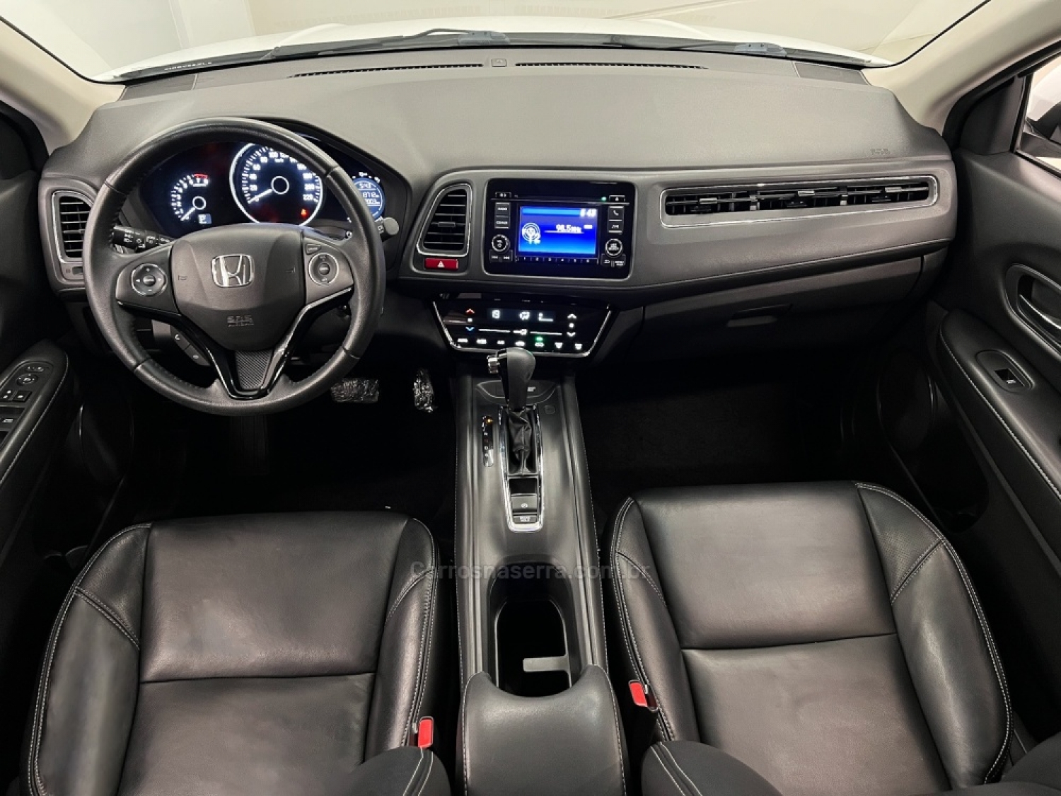 HONDA - HR-V - 2018/2018 - Branca - R$ 97.900,00