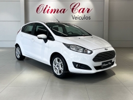 FORD - FIESTA - 2017/2017 - Branca - R$ 65.990,00