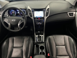 HYUNDAI - I30 - 2015/2016 - Prata - R$ 79.990,00