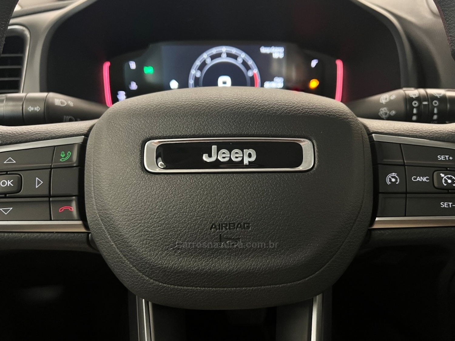 JEEP - RENEGADE - 2025/2025 - Branca - R$ 135.990,00