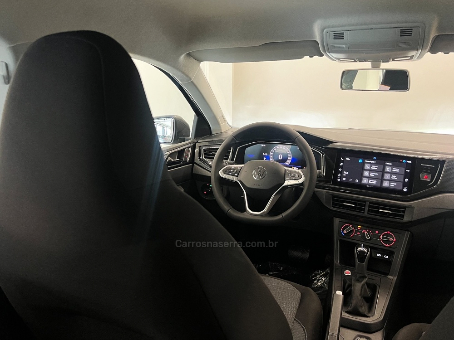 VOLKSWAGEN - POLO - 2025/2025 - Cinza - R$ 108.990,00