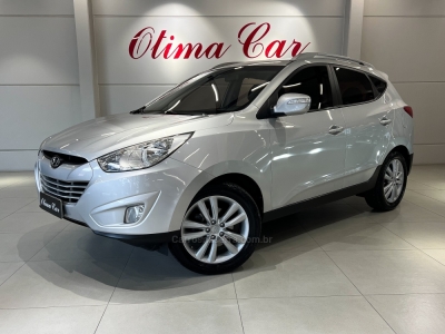 HYUNDAI - IX35 - 2013/2014 - Prata - R$ 79.990,00