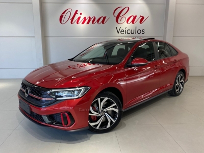 VOLKSWAGEN - JETTA - 2024/2024 - Vermelha - R$ 234.990,00