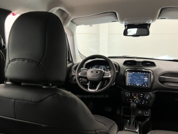 JEEP - RENEGADE - 2024/2025 - Branca - R$ 159.900,00