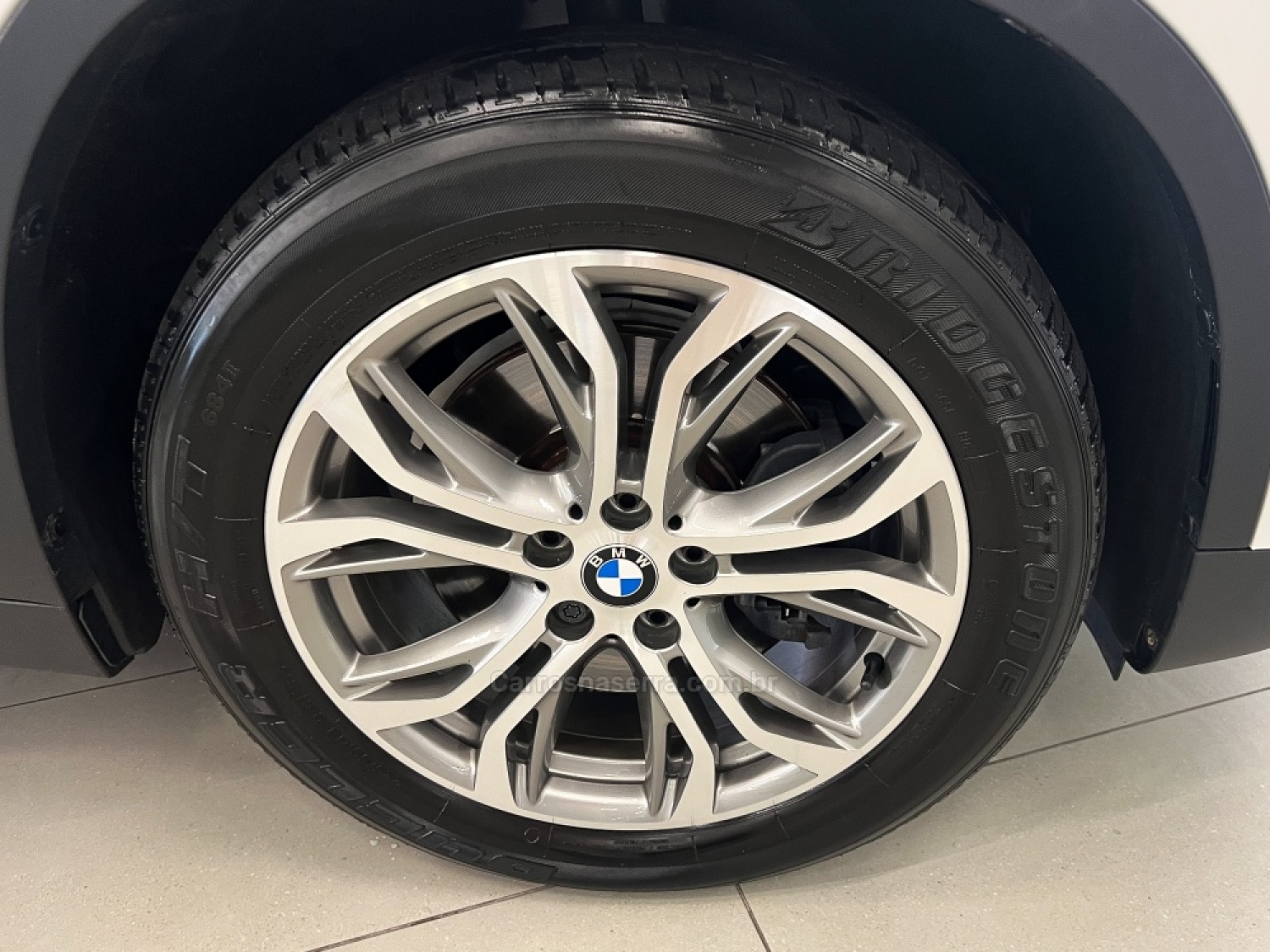 BMW - X1 - 2018/2018 - Branca - R$ 129.990,00