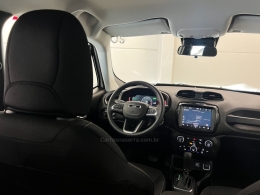 JEEP - RENEGADE - 2024/2025 - Branca - R$ 135.276,00