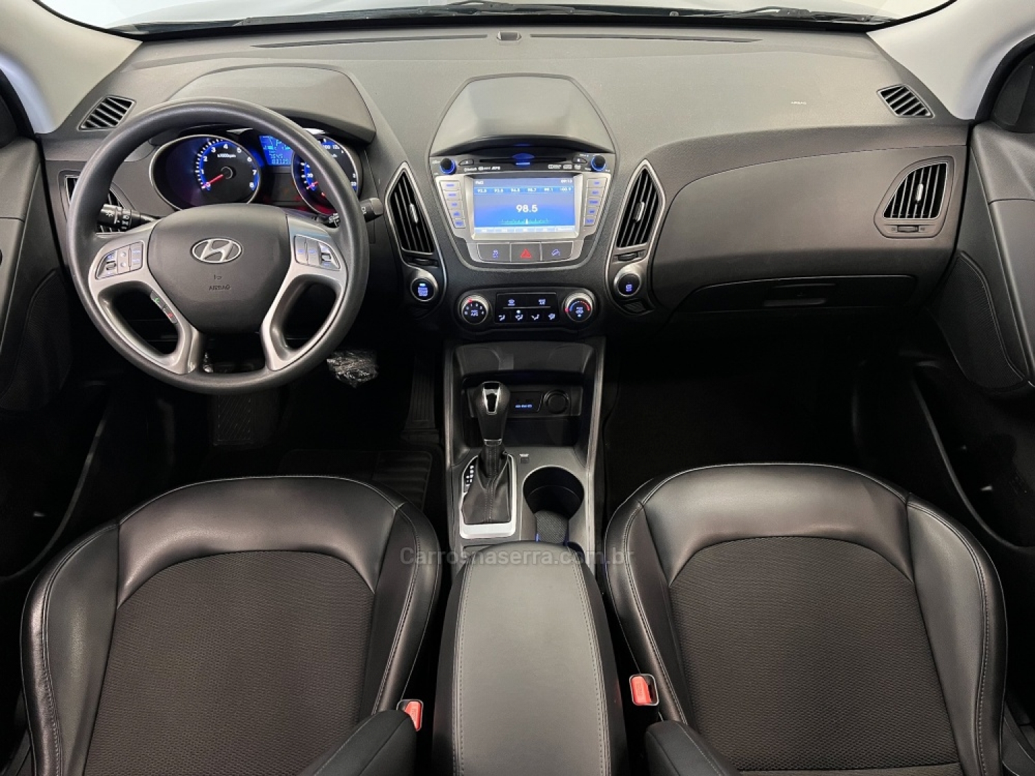 HYUNDAI - IX35 - 2017/2018 - Preta - R$ 89.990,00