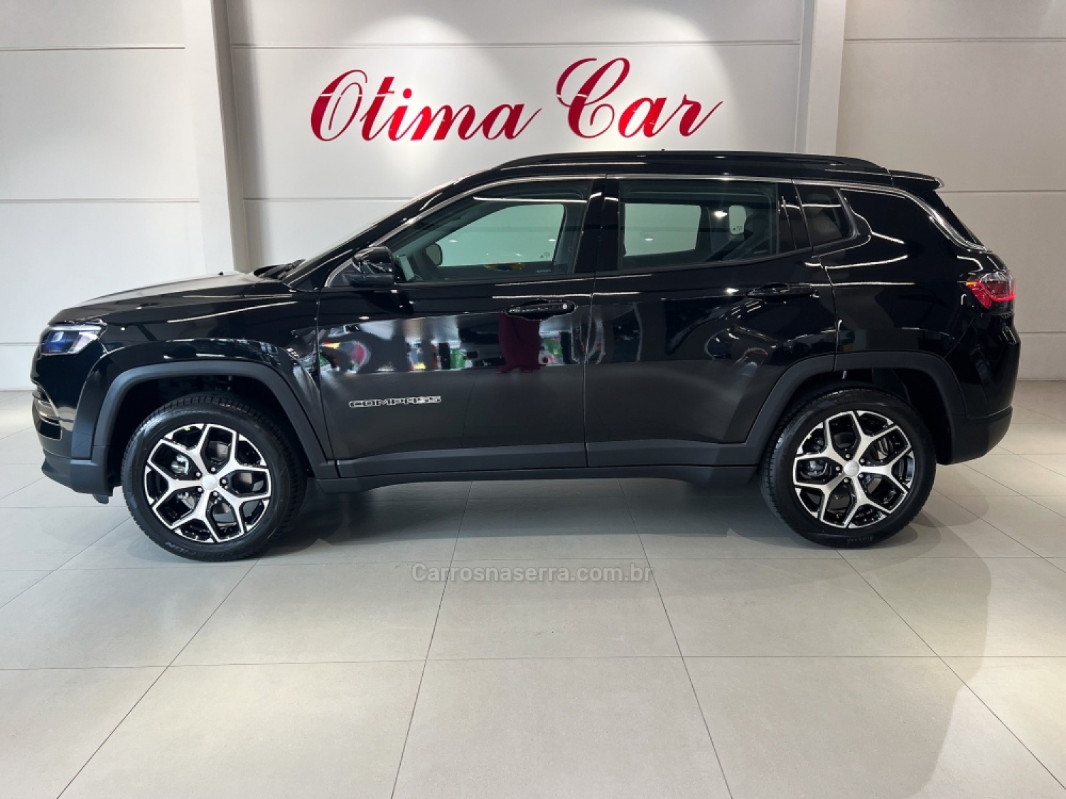 JEEP - COMPASS - 2024/2025 - Preta - R$ 199.990,00