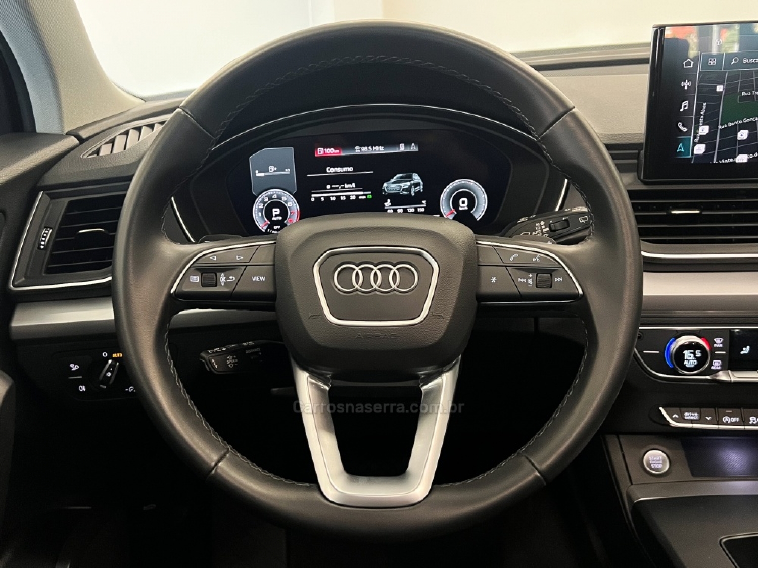 AUDI - Q5 - 2021/2022 - Preta - R$ 275.990,00