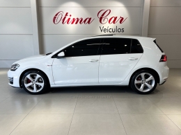 VOLKSWAGEN - GOLF - 2017/2017 - Branca - R$ 164.900,00