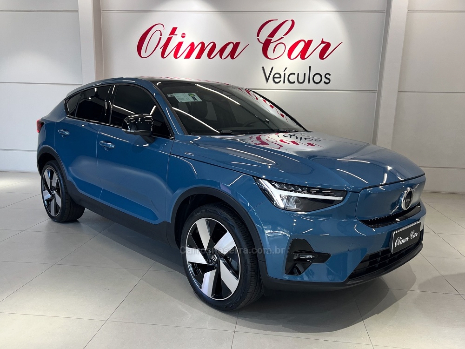 VOLVO - C40 - 2022/2023 - Azul - R$ 299.990,00