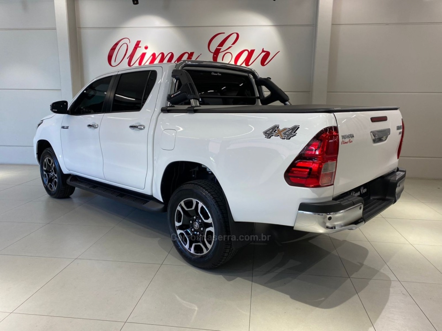 TOYOTA - HILUX - 2025/2025 - Branca - R$ 294.990,00