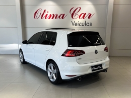 VOLKSWAGEN - GOLF - 2017/2017 - Branca - R$ 159.900,00