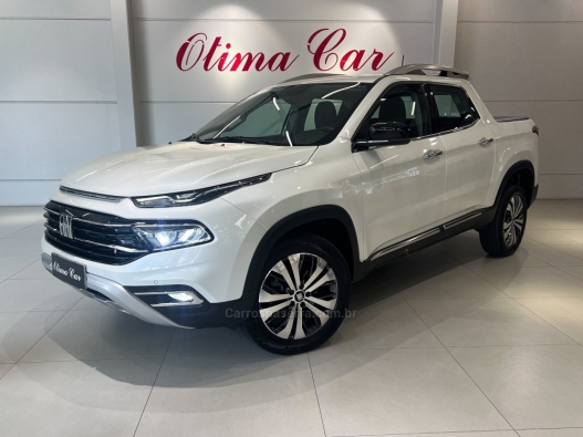 FIAT - TORO - 2022/2023 - Branca - R$ 159.990,00