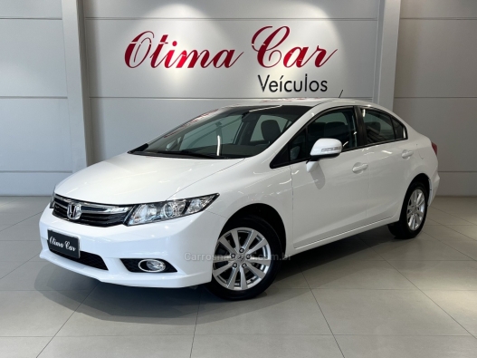 HONDA - CIVIC - 2013/2014 - Branca - R$ 79.990,00