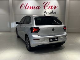 VOLKSWAGEN - POLO - 2023/2024 - Prata - R$ 112.990,00