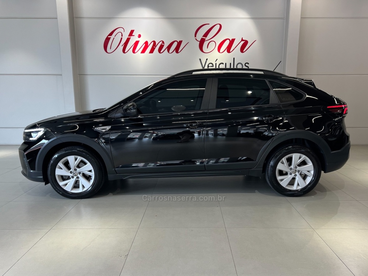 VOLKSWAGEN - NIVUS - 2022/2023 - Preta - R$ 109.990,00