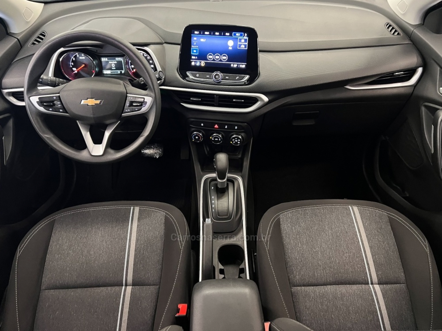 CHEVROLET - TRACKER - 2020/2021 - Prata - R$ 99.990,00