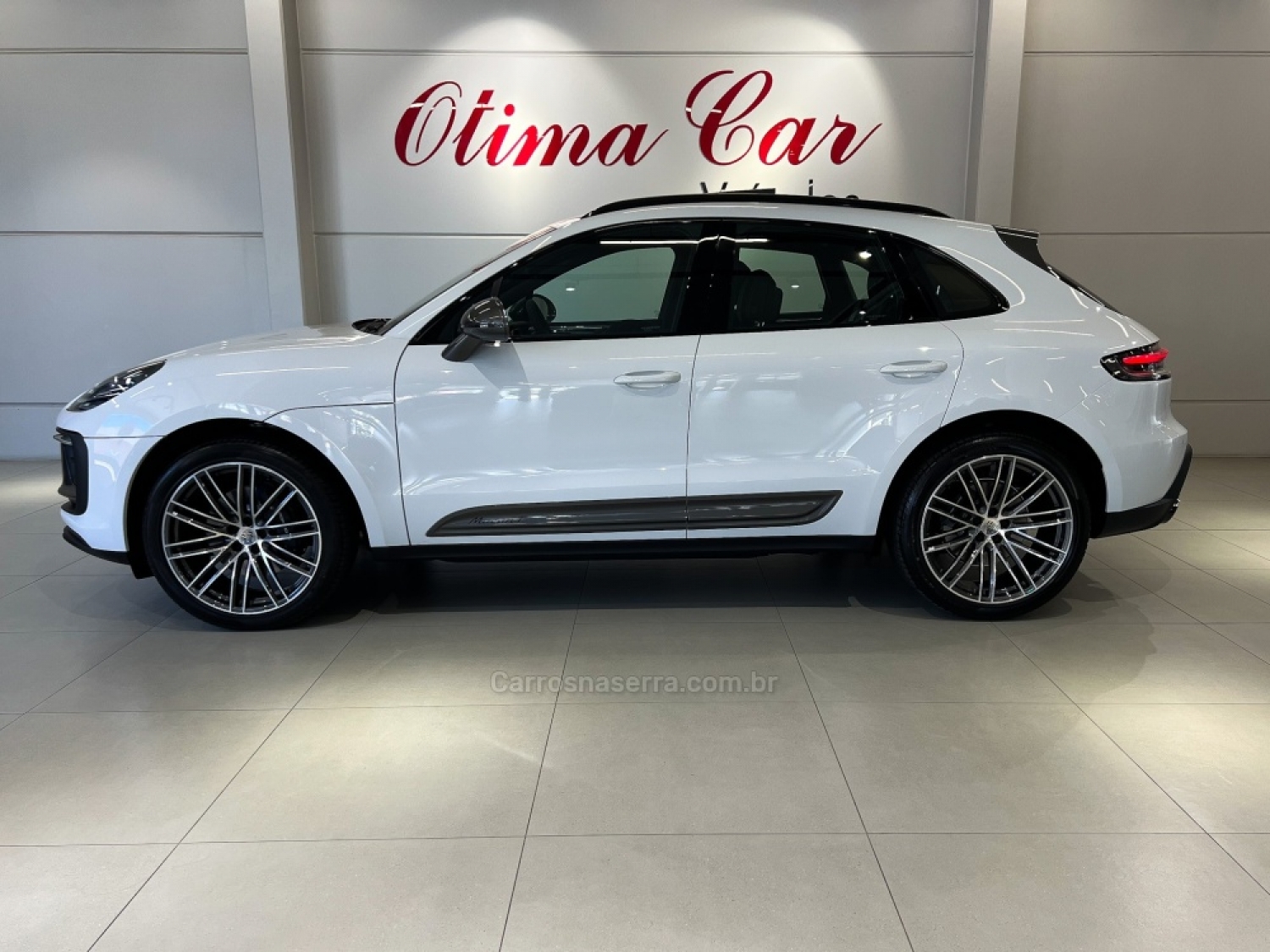 PORSCHE - MACAN T - 2024/2025 - Branca - R$ 649.990,00