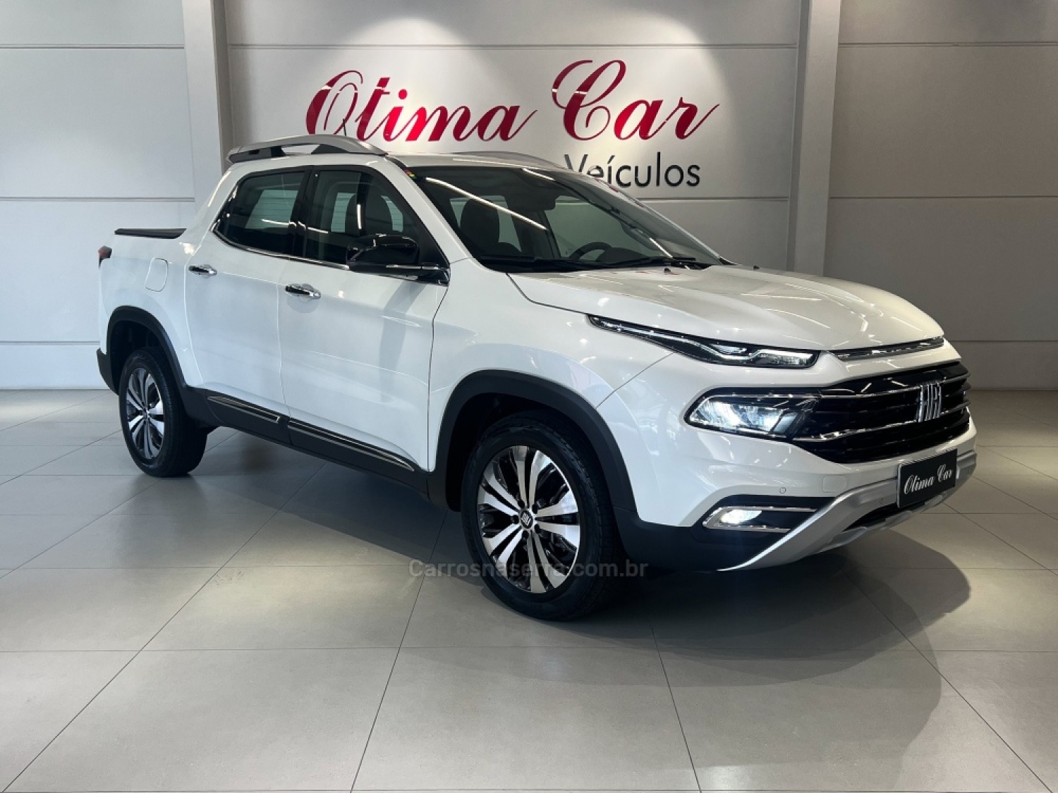 FIAT - TORO - 2022/2023 - Branca - R$ 159.990,00