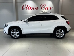 MERCEDES-BENZ - GLA 200 - 2018/2018 - Branca - R$ 134.990,00