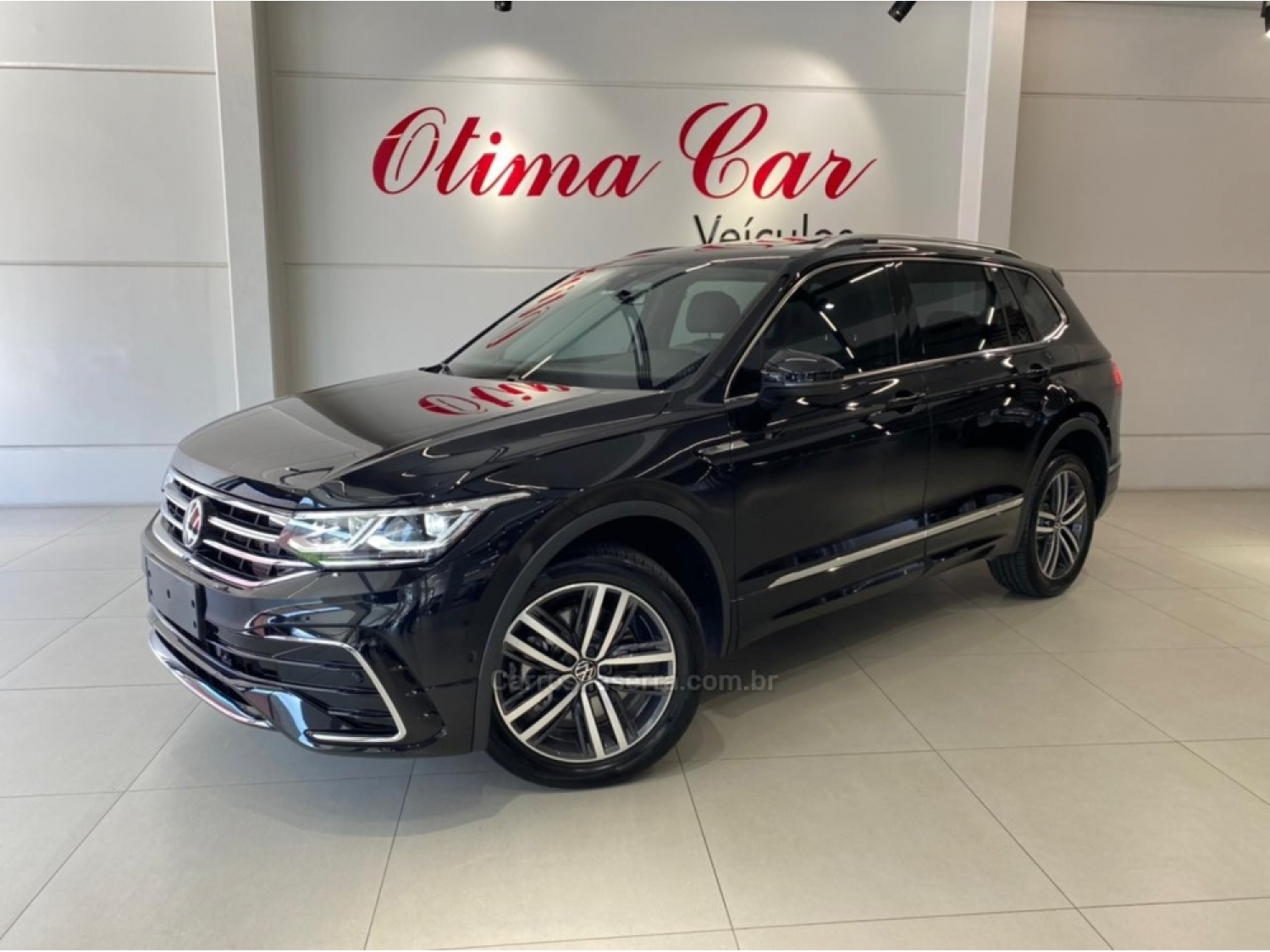 VOLKSWAGEN - TIGUAN - 2024/2024 - Preta - R$ 289.990,00