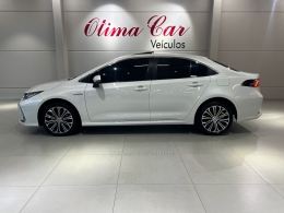 TOYOTA - COROLLA - 2019/2020 - Branca - R$ 139.990,00