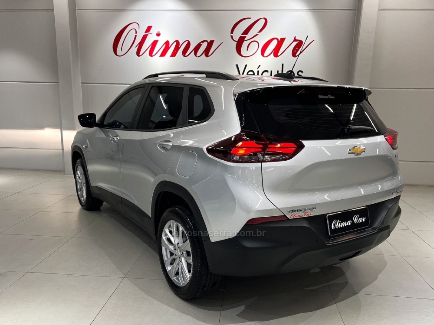 CHEVROLET - TRACKER - 2020/2021 - Prata - R$ 99.990,00