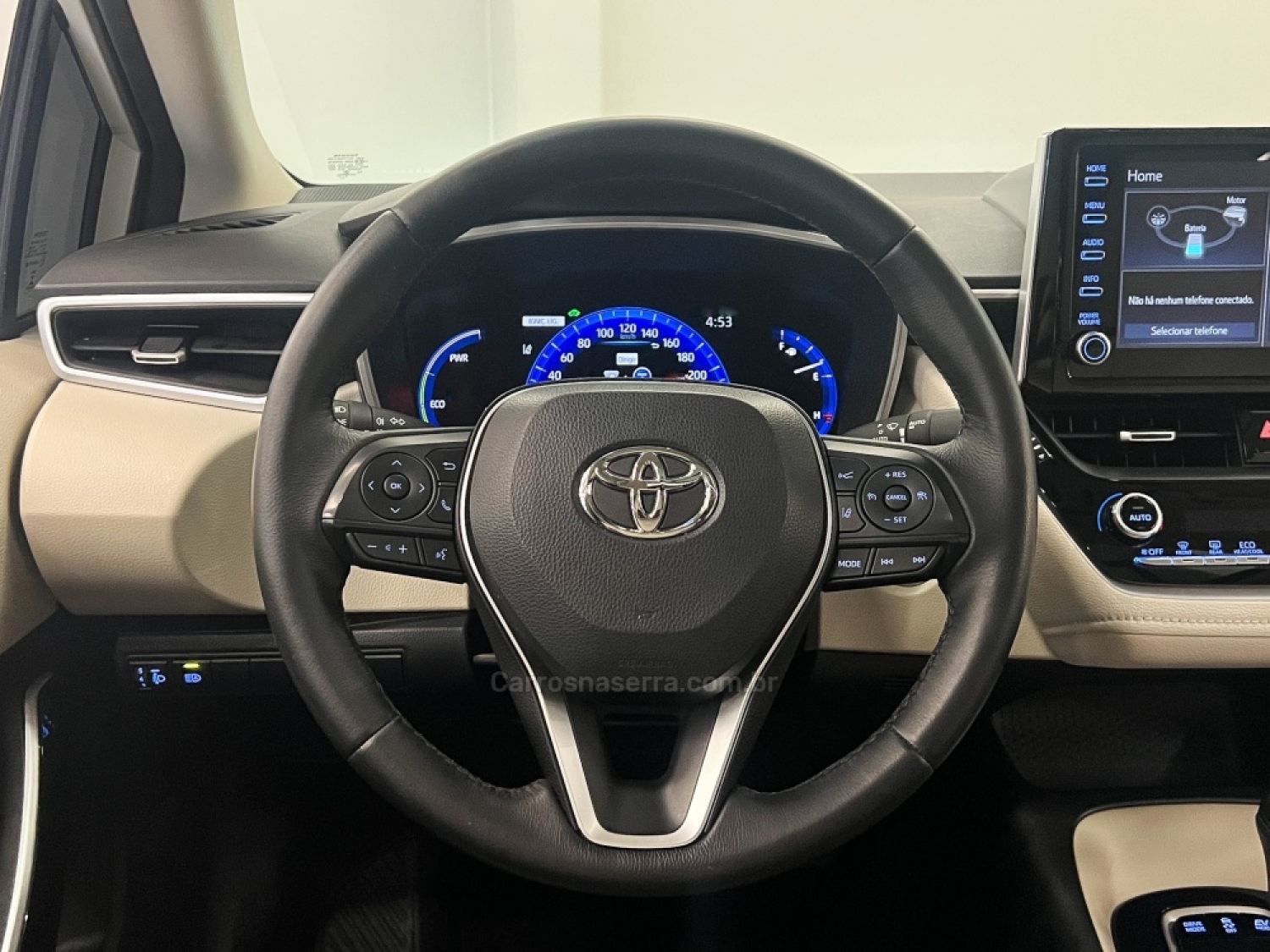 TOYOTA - COROLLA - 2019/2020 - Branca - R$ 139.990,00