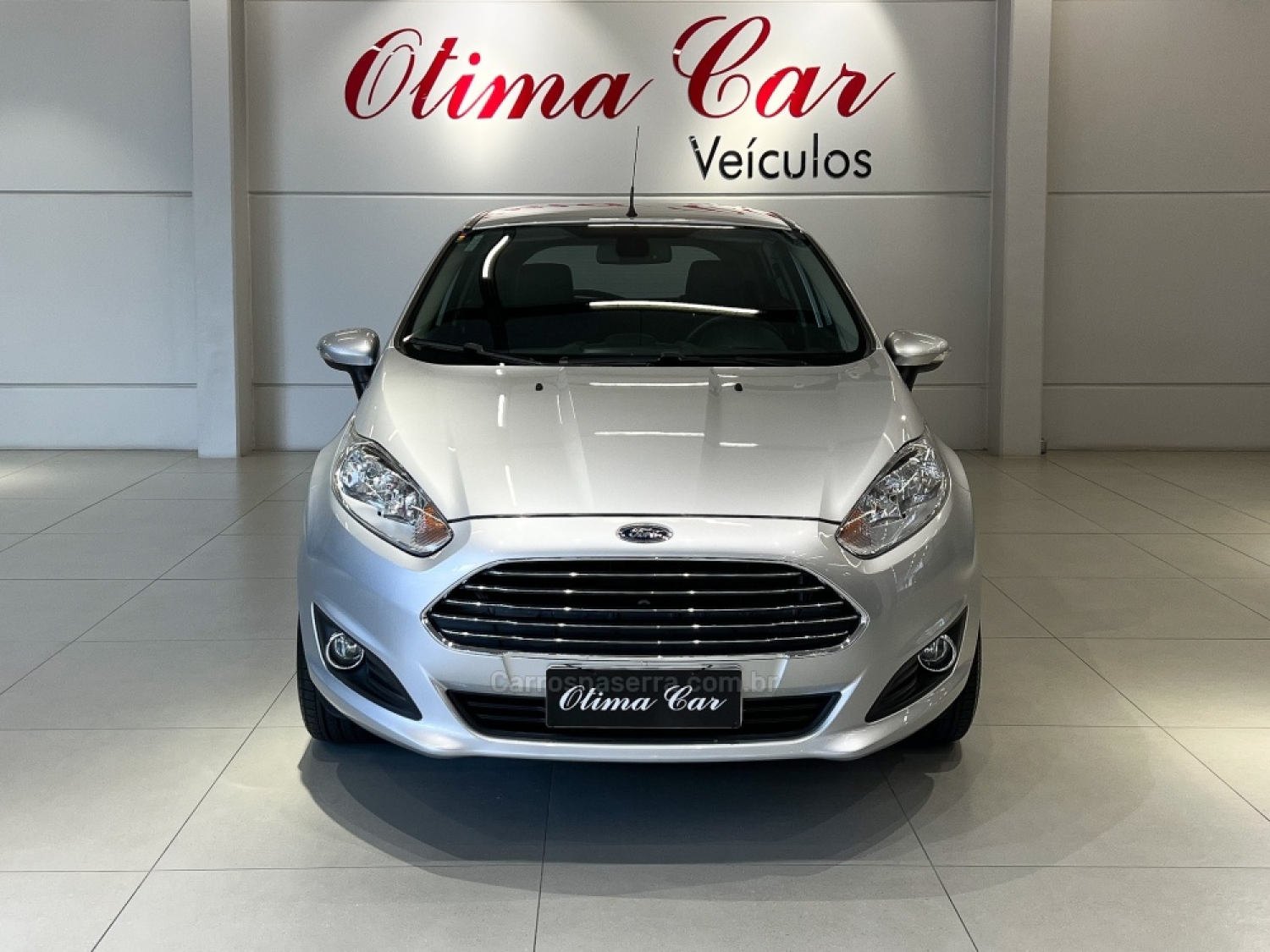 FORD - FIESTA - 2015/2015 - Prata - R$ 59.990,00