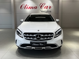 MERCEDES-BENZ - GLA 200 - 2018/2018 - Branca - R$ 126.990,00