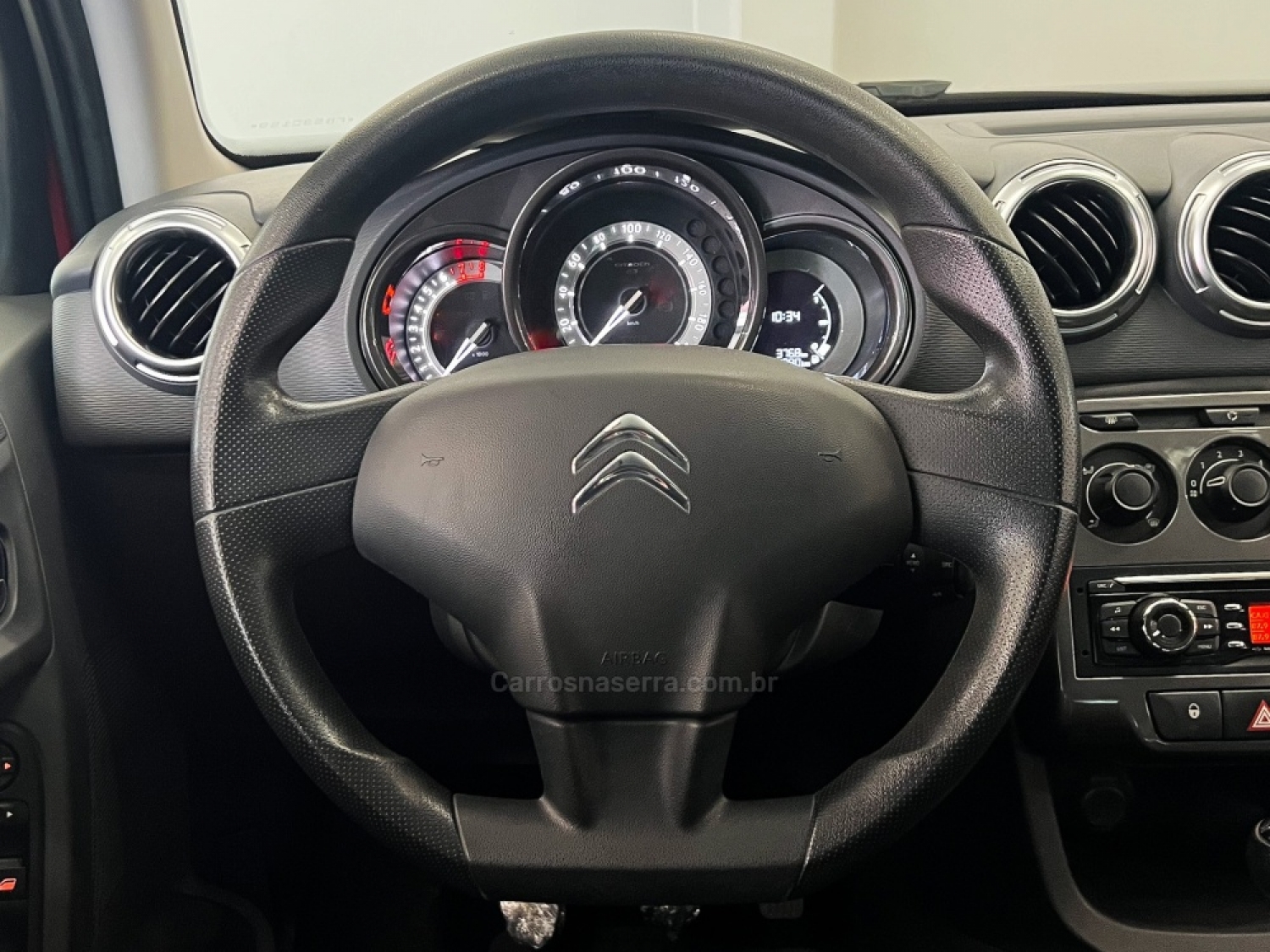 CITROËN - C3 - 2014/2015 - Vermelha - R$ 49.990,00