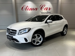 MERCEDES-BENZ - GLA 200 - 2018/2018 - Branca - R$ 134.990,00