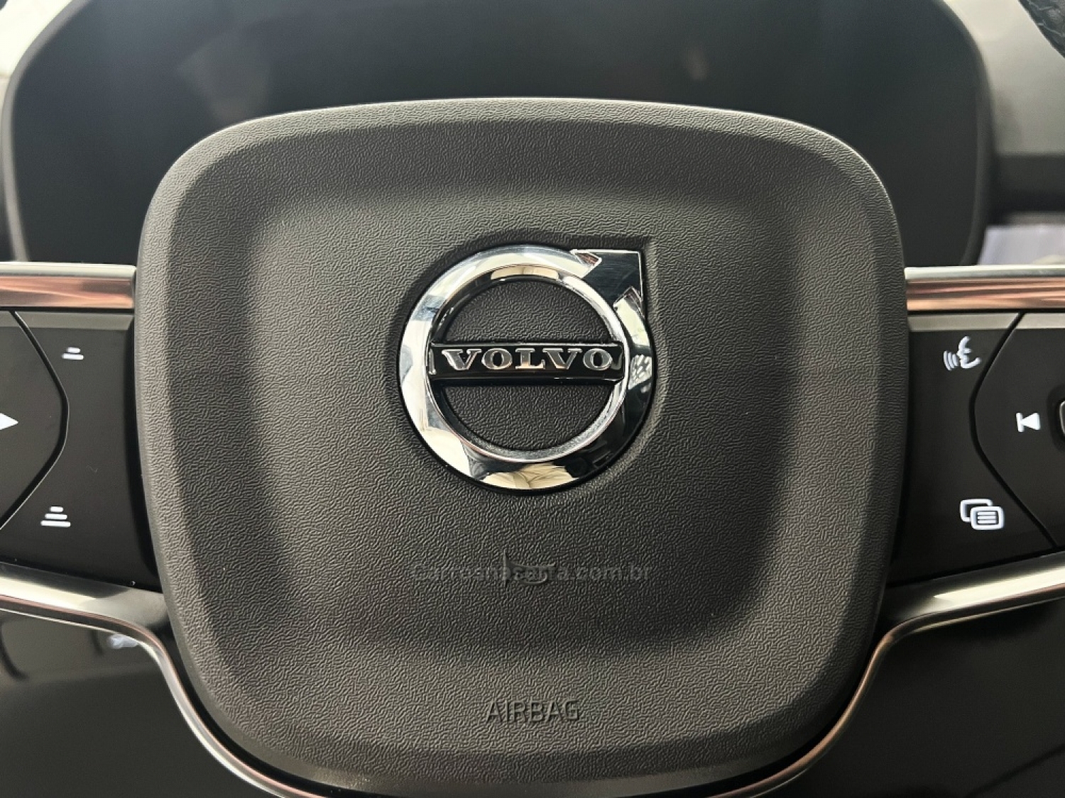 VOLVO - C40 - 2022/2023 - Azul - R$ 299.900,00