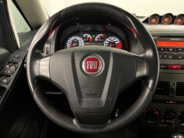 FIAT - IDEA - 2011/2012 - Vermelha - R$ 38.990,00