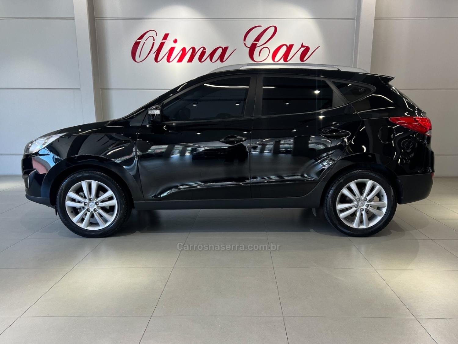 HYUNDAI - IX35 - 2014/2015 - Preta - R$ 77.990,00