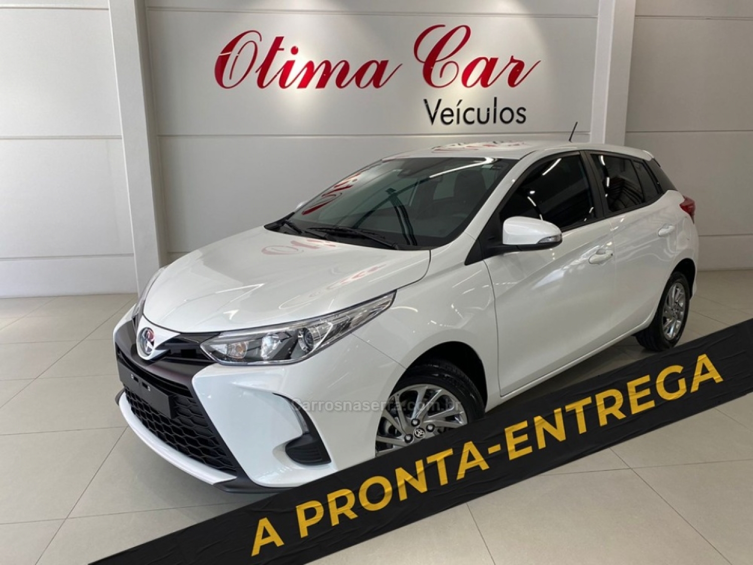 TOYOTA - YARIS - 2024/2025 - Branca - R$ 112.900,00