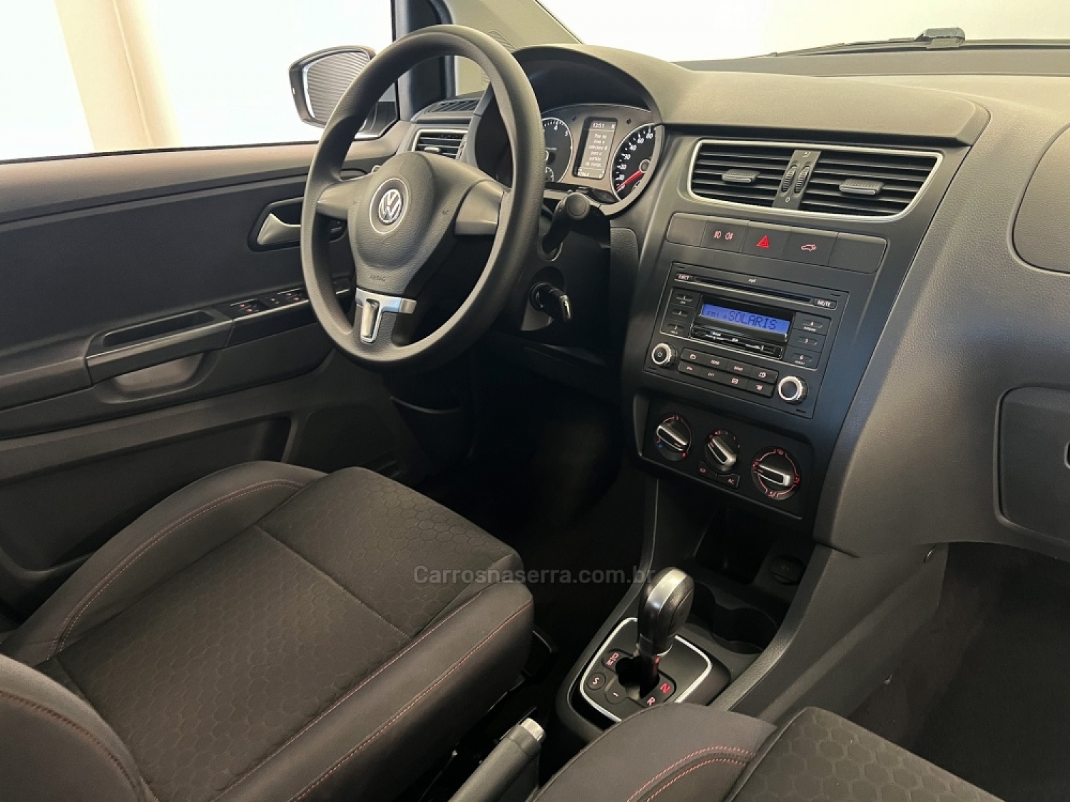 VOLKSWAGEN - CROSSFOX - 2012/2013 - Prata - R$ 49.900,00