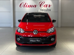 VOLKSWAGEN - UP - 2017/2018 - Vermelha - R$ 73.990,00