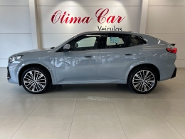 BMW - X2 - 2024/2025 - Cinza - R$ 415.900,00