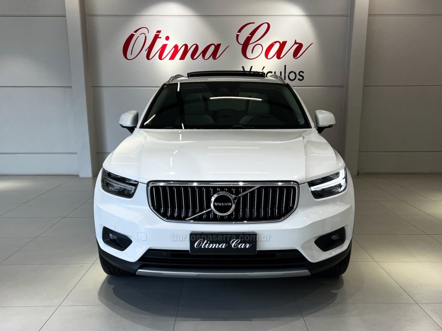 VOLVO - XC 40 - 2020/2020 - Branca - R$ 187.990,00